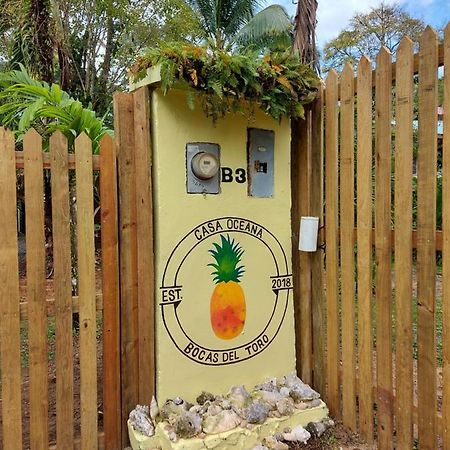 Casa Oceana Bed & Breakfast Bocas del Toro Buitenkant foto