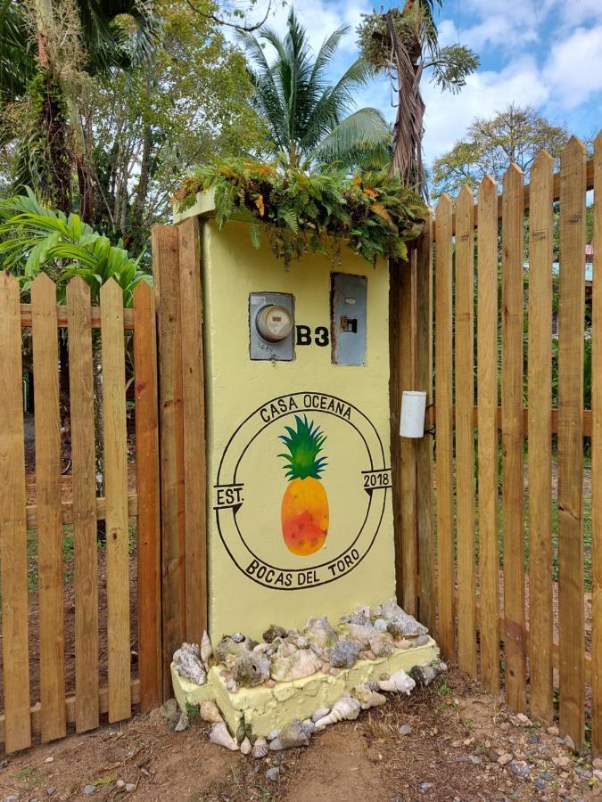 Casa Oceana Bed & Breakfast Bocas del Toro Buitenkant foto